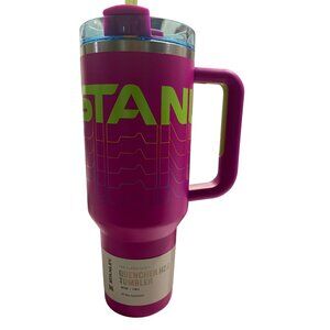 Stanley 40 OZ Reveb The Flostate Quencher H2.0 Tumbler Hot or Cold  NEW W/ TAGS!